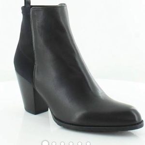 EUC Stuart Weitzman Other Half Booties